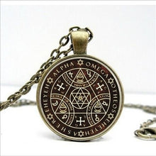 Load image into Gallery viewer, Vintage Key of Solomon Necklace